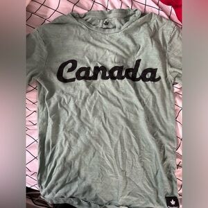 Canadiana Adult Gender Inclusive Short-sleeve Tee T-Shirt in Green, Size XS